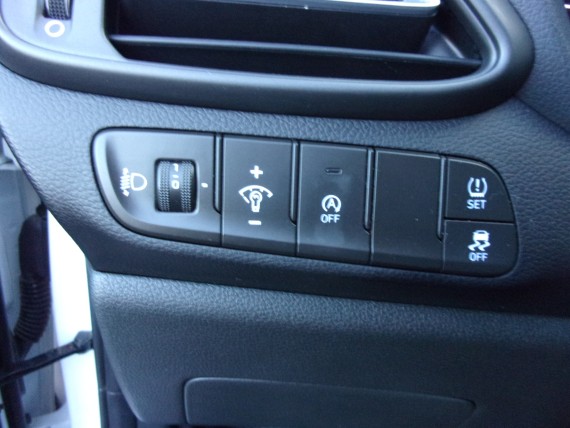 HYUNDAI I30 SW I30 diesel-012.jpg